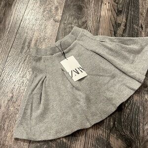 Zara pleated skirt gray polyester new girls size 7